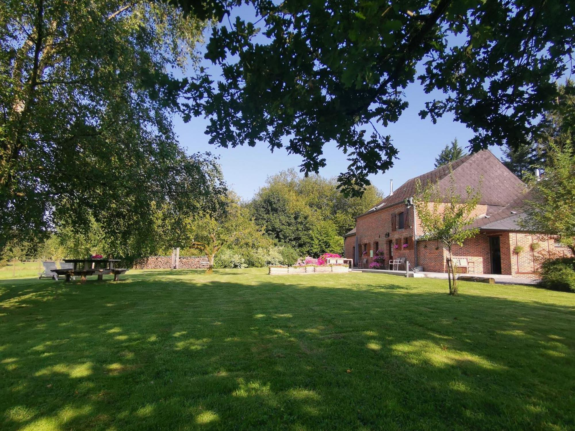 La Croix Bala Villa Signy-le-Petit Екстериор снимка
